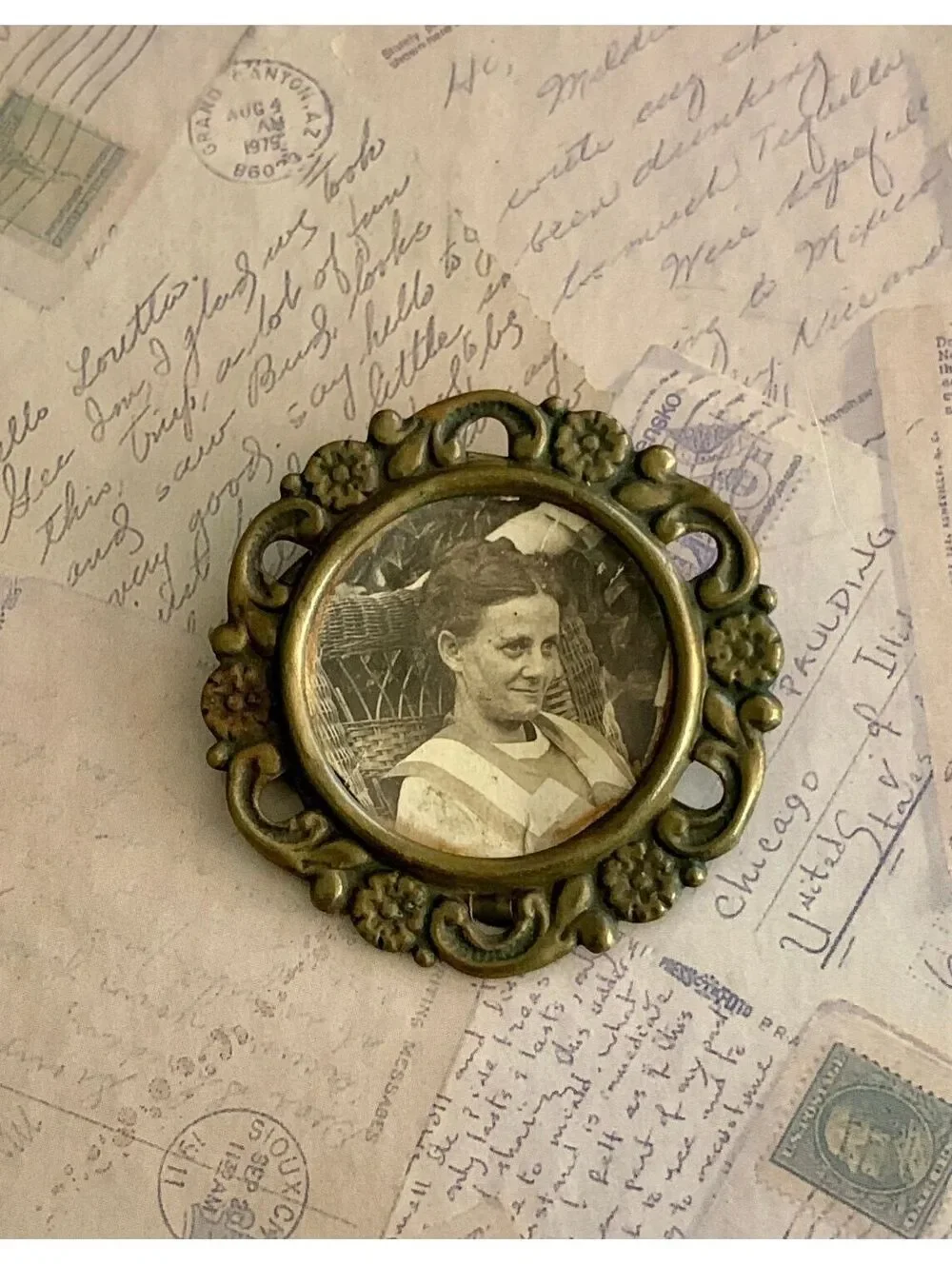 Vintage Edwardian Photo Locket Filigree Floral Brooch Pin w/ Original Photo